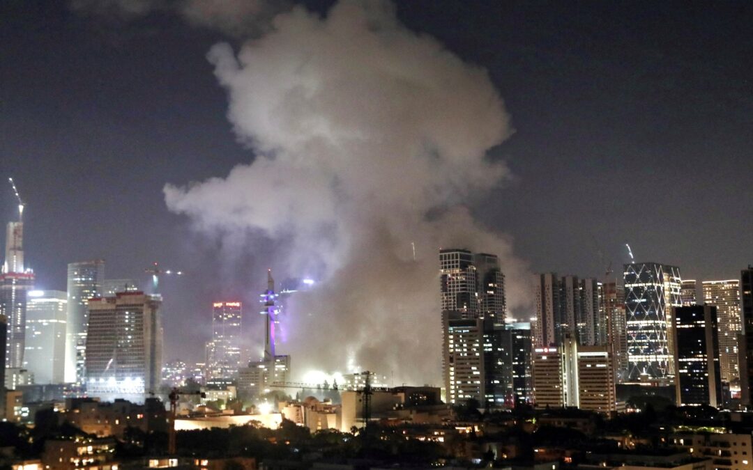 Iran fires wave of missiles toward Israel in retaliatory strike