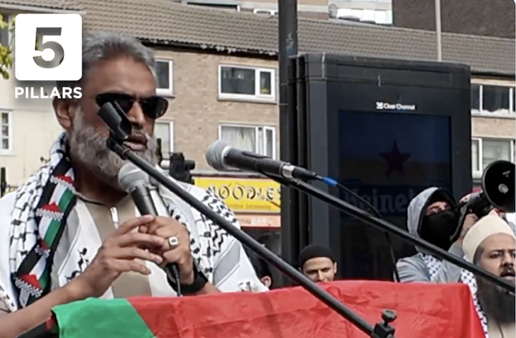 Watch: Pro-Palestine mob in Leicester chant ‘death to the IDF’