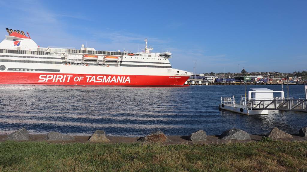 Spirit of Tasmania ferries inch closer to home
