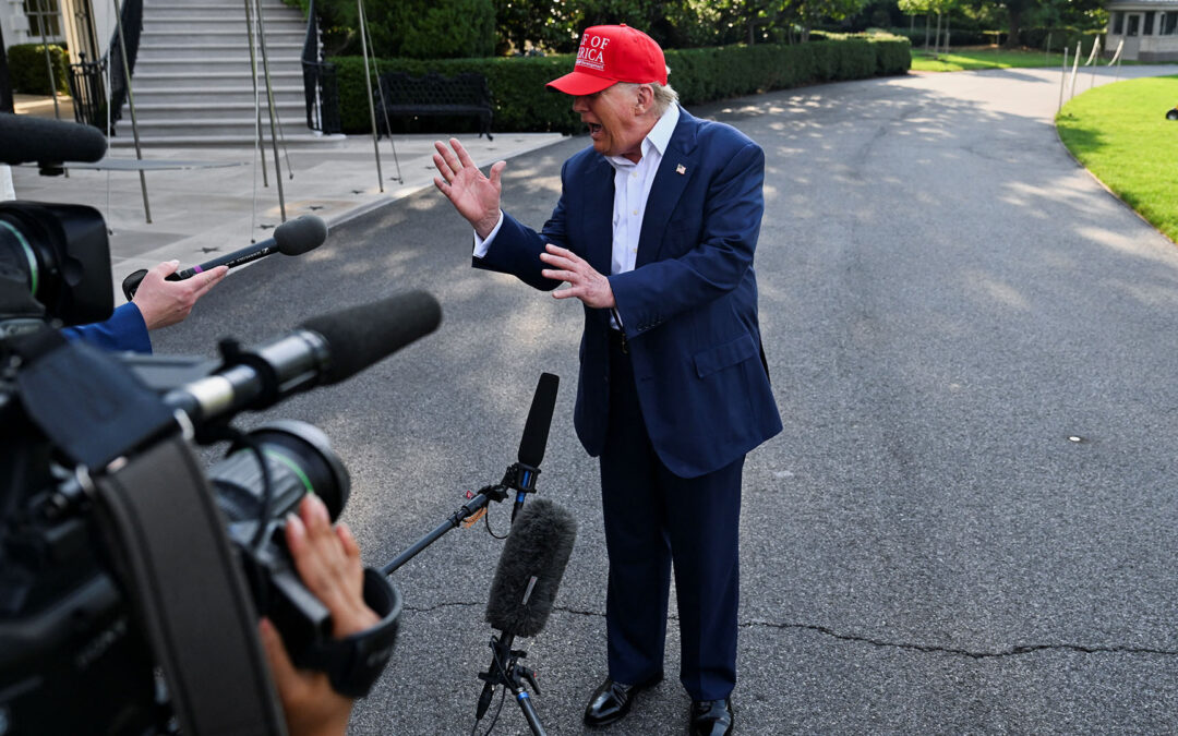 Trump might ‘take a look’ at possible Elon Musk deportation