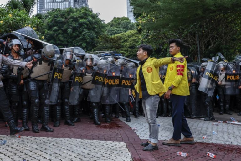 Three killed in fire at Indonesian government building blamed on protesters