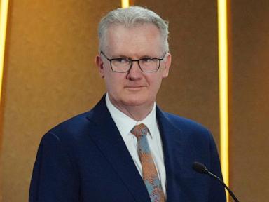 Australian government signs deal to deport former detainees to the tiny island country of Nauru
