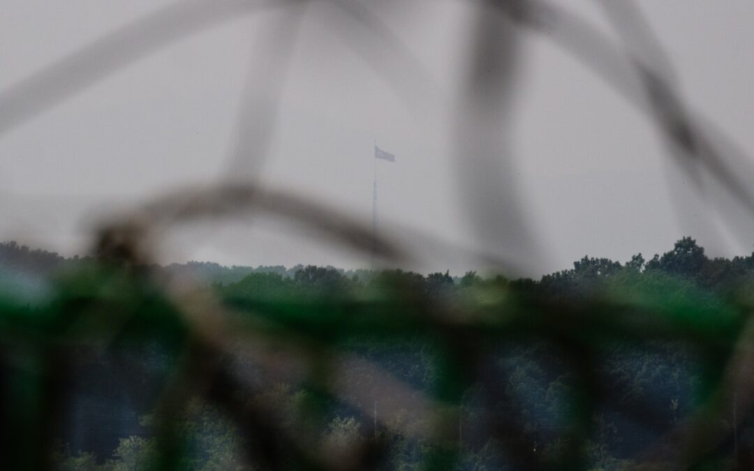South Korea arrests North Korean soldier for crossing fortified border