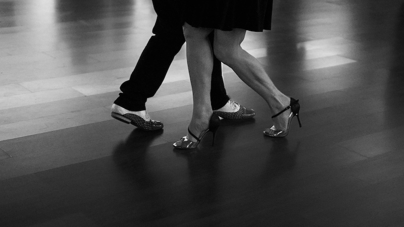 Albo’s super dance: one step forward, one backward, one to the side