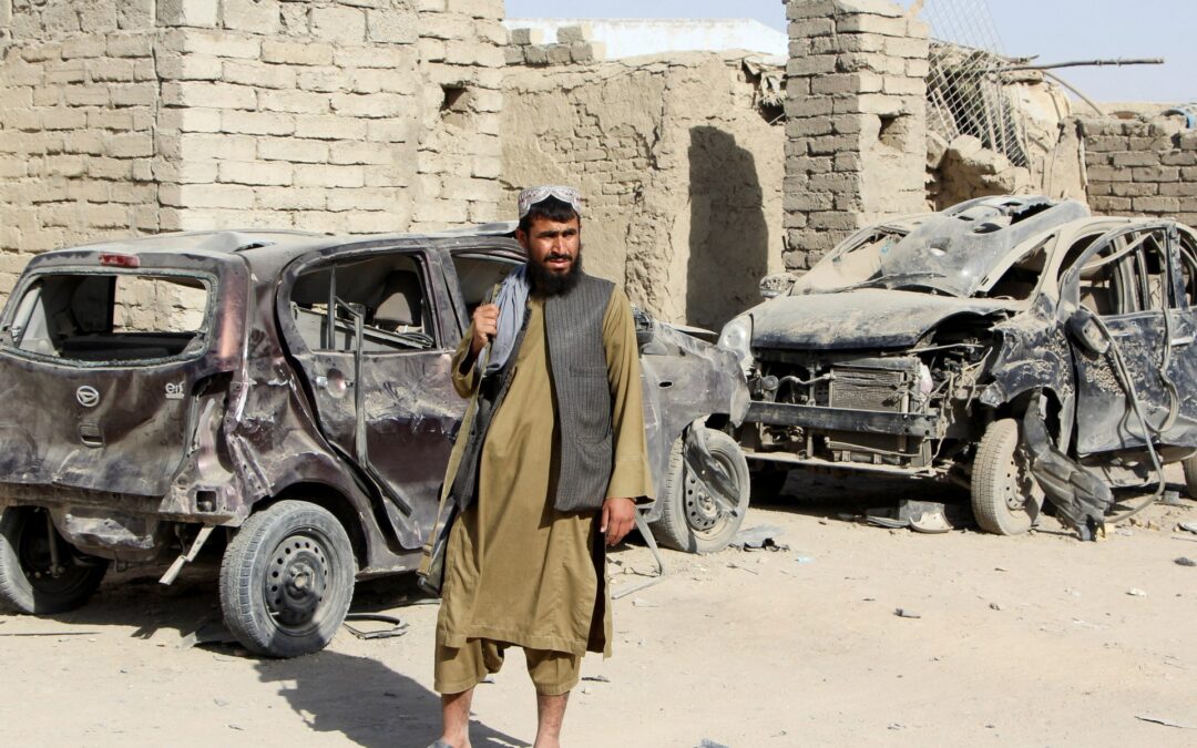 Afghanistan accuses Pakistan of breaking truce as 10 killed in air attacks