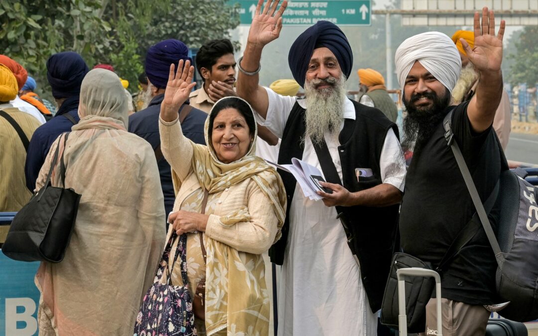 Pakistan welcomes Indian Sikh pilgrims in first crossing since May conflict