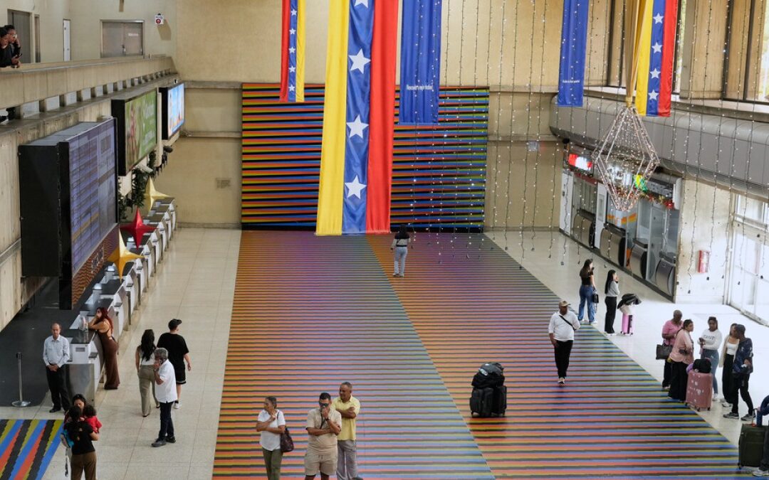 Venezuela suspends flight rights for six foreign airlines amid US tensions