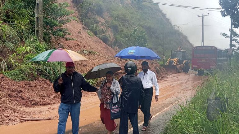 More than 40 people killed as heavy rains trigger floods in Sri Lanka