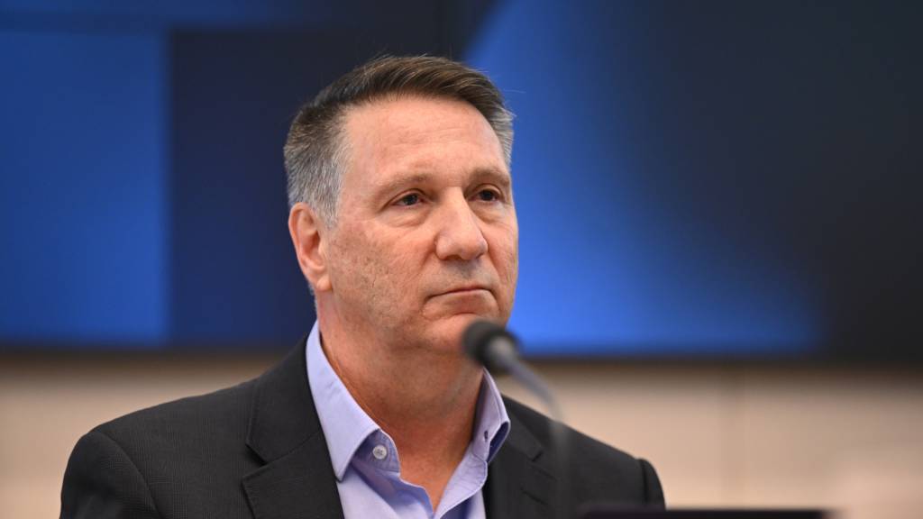 132 years to rebalance IT workforce outside Canberra