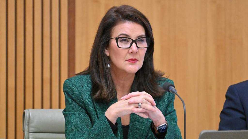 PM&C continues to send Hume to websites for work-from-home detail