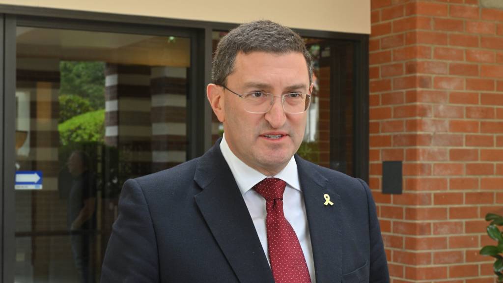 Opposition blames bureaucracy for delays strengthening child protection