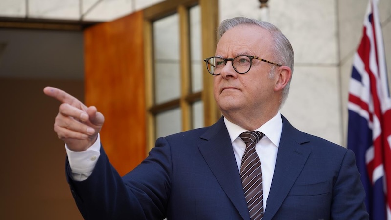 Is Albo’s ‘Richardson Review’ into Bondi independent or for a roving insider?