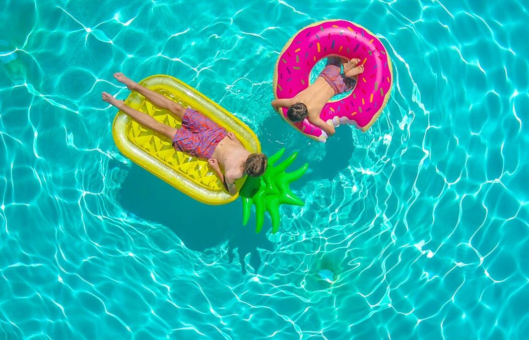 It’s a pool party! How to stay safe around the pool with friends this summer