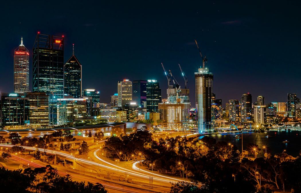 Solar, onshore wind and gas backup is (still) the cheapest way to power Australia: new report