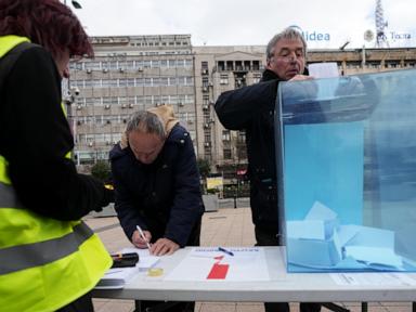Protesting students in Serbia urge support for early election they hope will oust Vucic