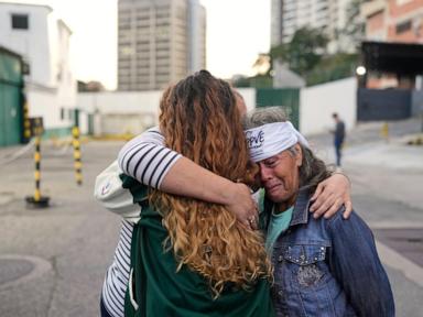 Families of prisoners in Venezuela wait in anguish as promised releases trickle