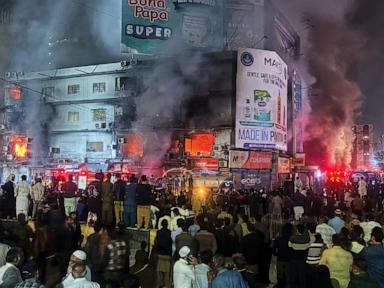 Death toll rises to 6 in a fire at a shopping plaza in Pakistan’s city of Karachi