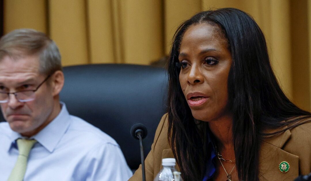 Epstein’s help sought in bid to meet Chuck Schumer, files reveal