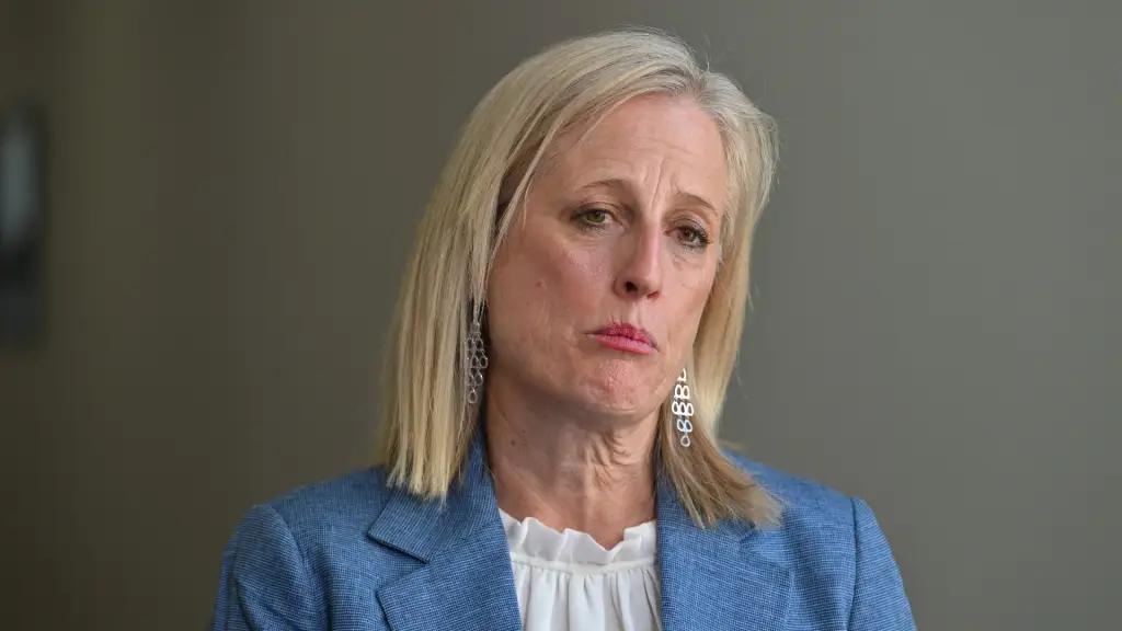 Federal government board appointments lift for women