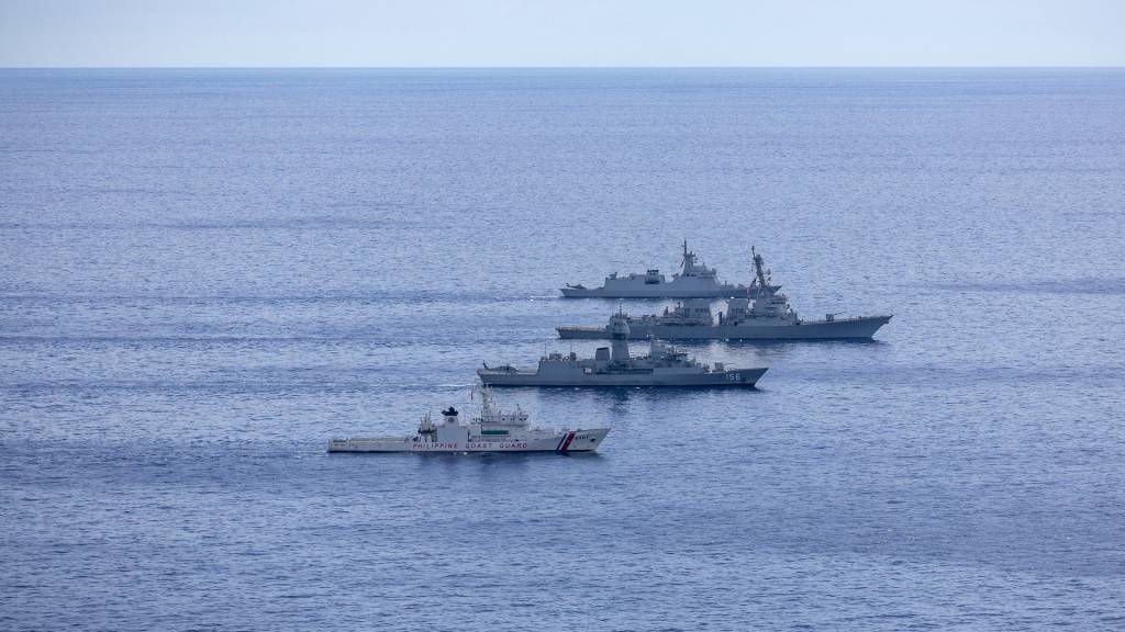 Navy struts its best, Fili style, in regional Maritime Cooperative Activity