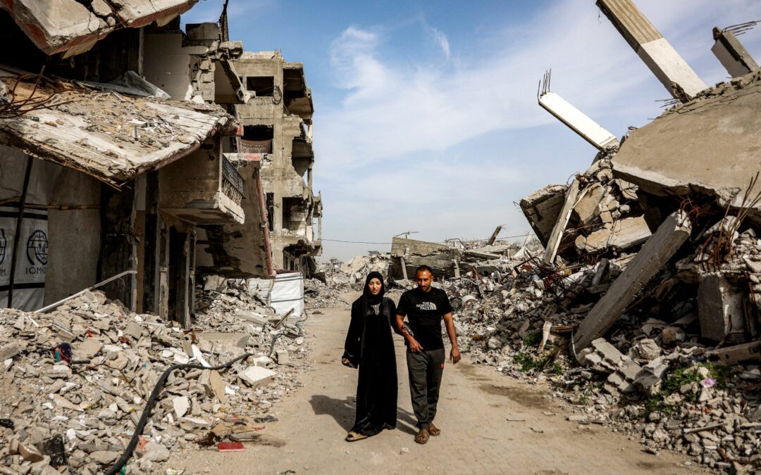 More Palestinians return to Gaza via Rafah as Israeli attacks continue