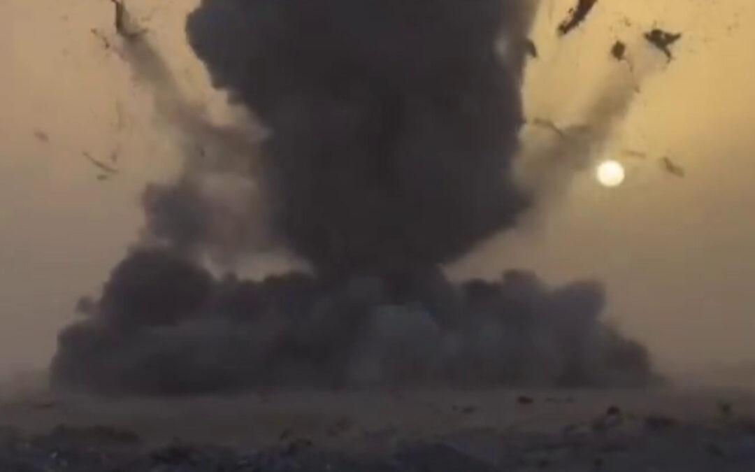 Israel reopens Rafah crossing but continues bombing Palestinians