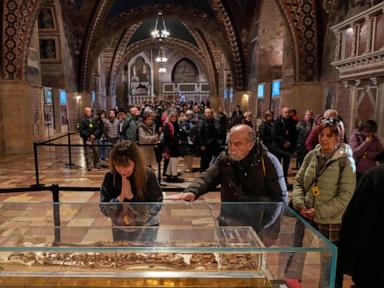 Display of St. Francis of Assisi’s bones confirms enduring appeal of relics for Christians