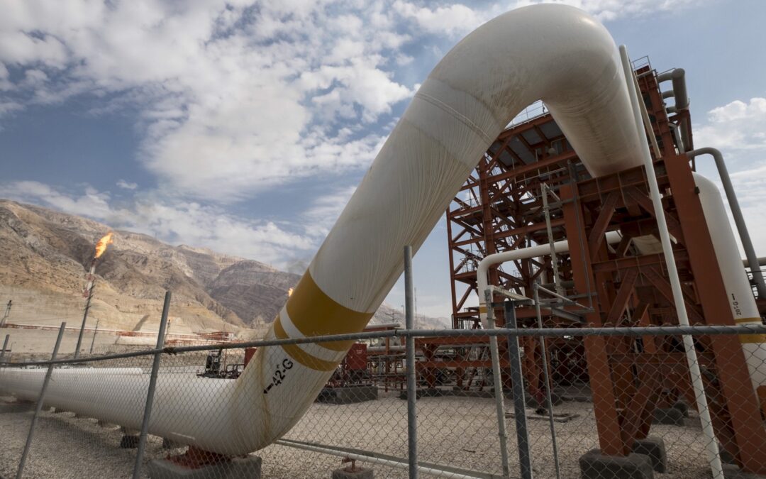 Iran threatens to strike Gulf energy facilities after South Pars attack