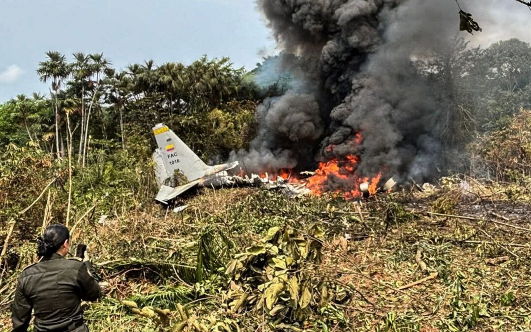 Survivors pulled from wreckage of Colombian air force plane