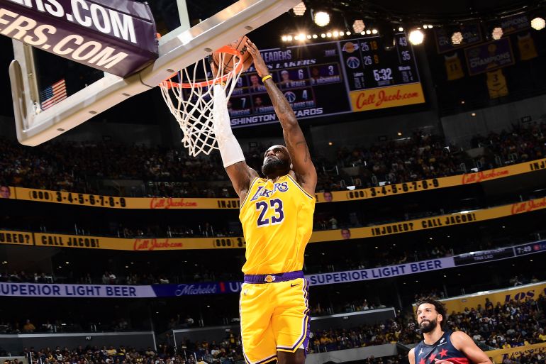 LeBron James records triple-double as Lakers dominate Wizards