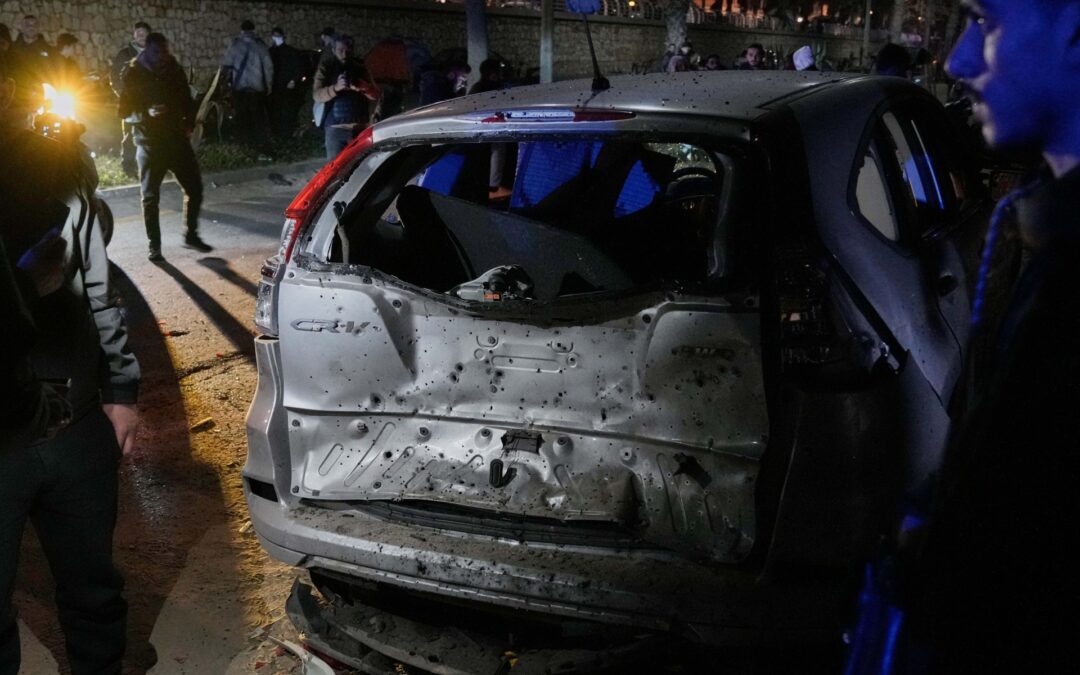 Israeli strike hits Beirut waterfront near tents of displaced