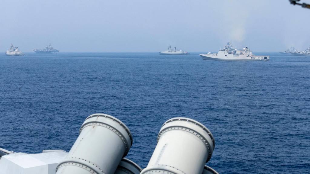 Australia attends Indian fleet review days before Iranian frigate Dena sunk near Sri Lanka