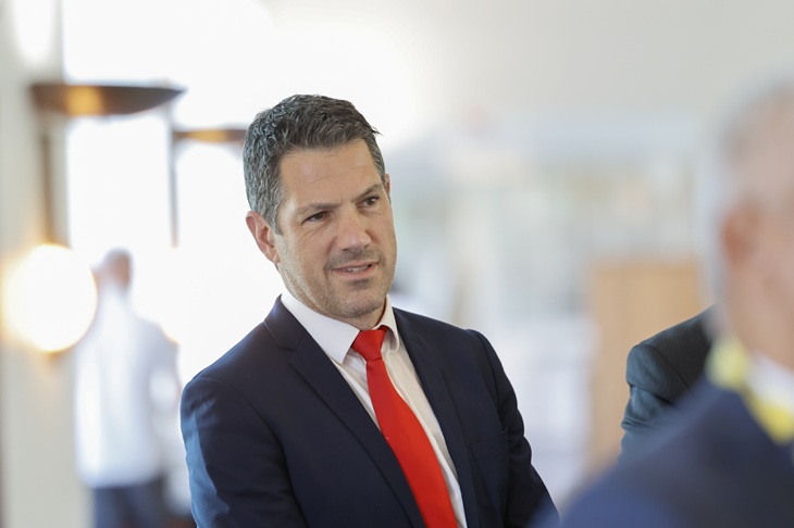 Alex Antic: Will he, or won’t he?