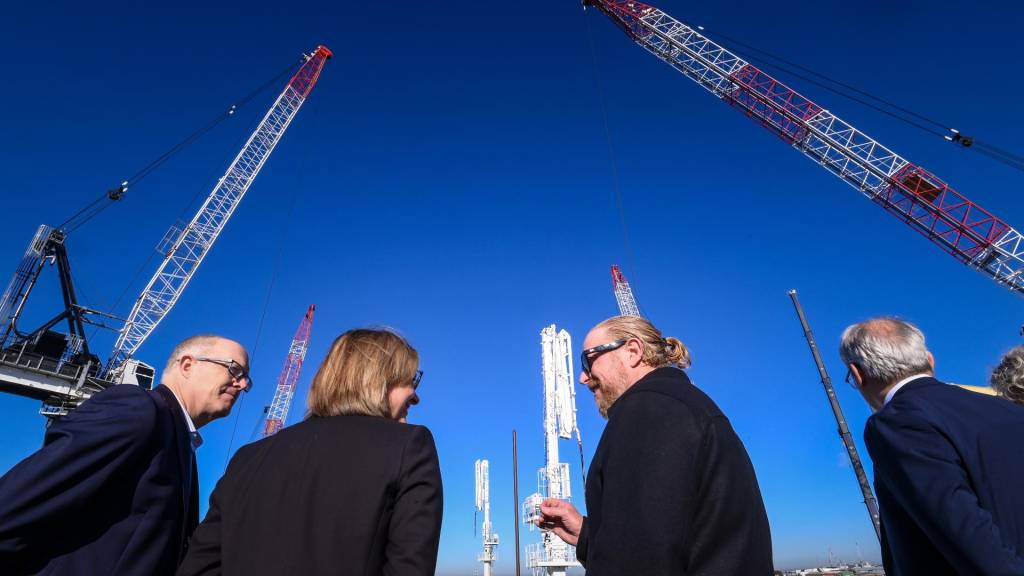 Digital skills future-proof plan for Victorian industry workers