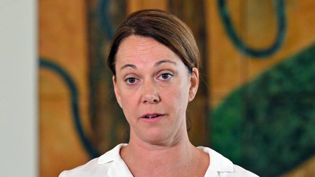 For trust’s sake, it’s time to end government jobs for mates