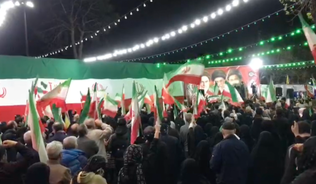 Large pro-government rallies held in Tehran