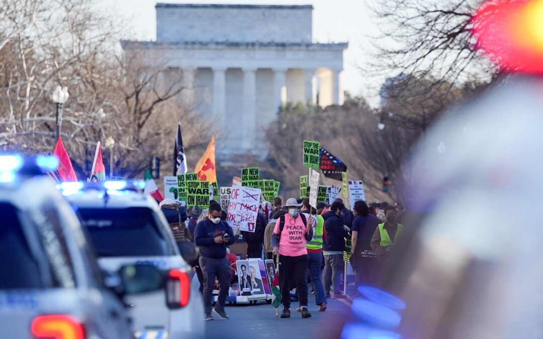 Poll suggests only a quarter of Americans support attacks on Iran