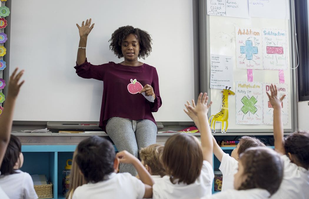 Victoria’s school reports are set to change. What does this mean for teachers and families?