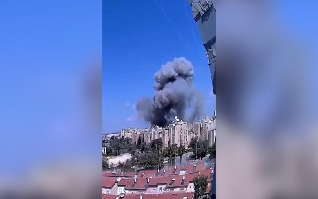 Video shows Iranian missile strike hit Beersheba, Israel