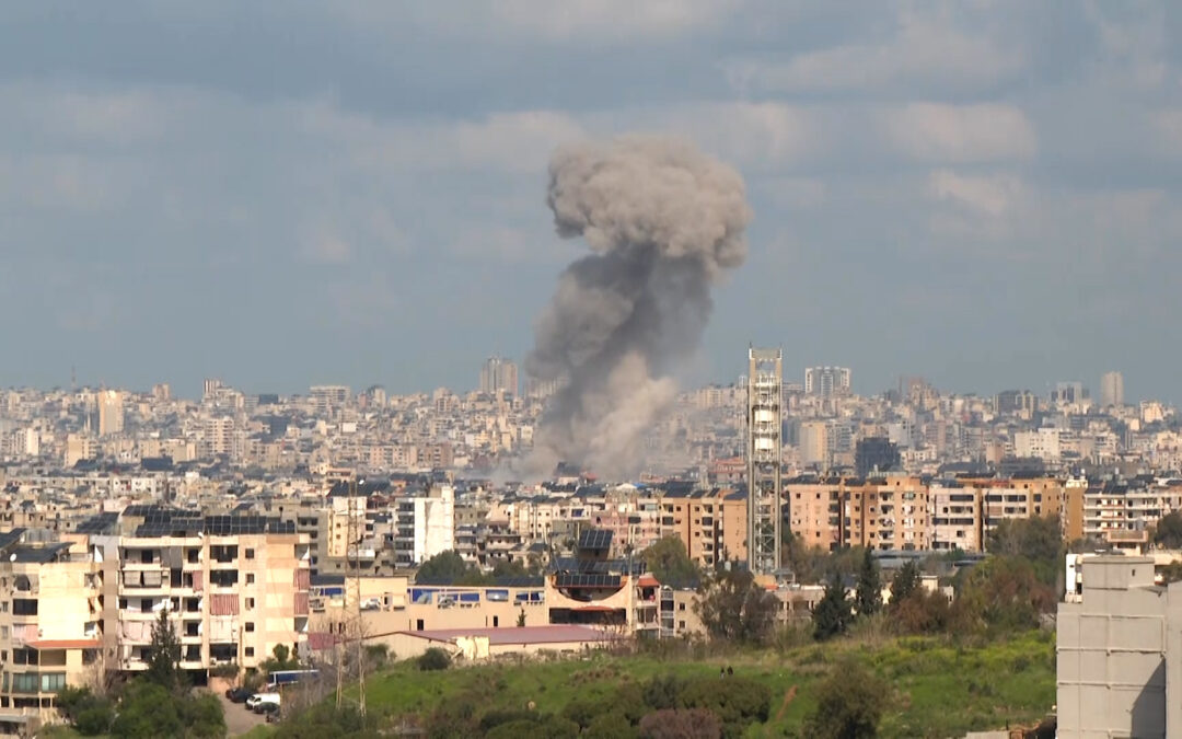 Israeli air attack hits Beirut during live report