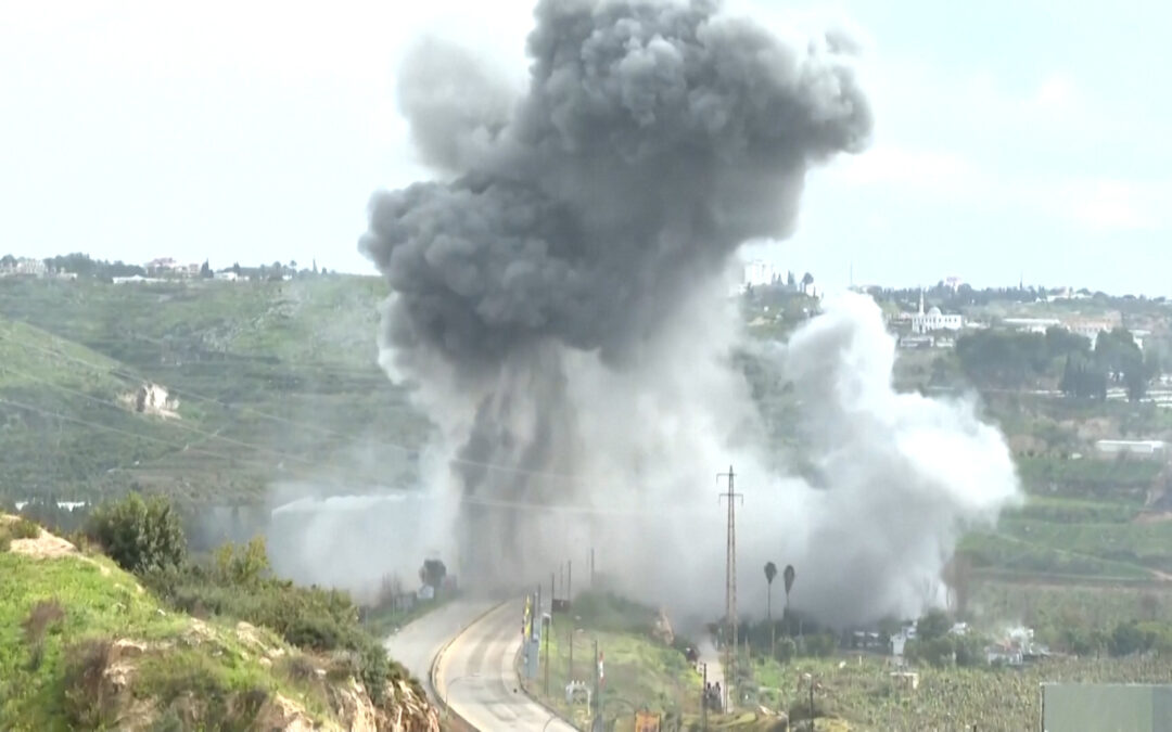 Moment Israeli strike hits bridge in southern Lebanon