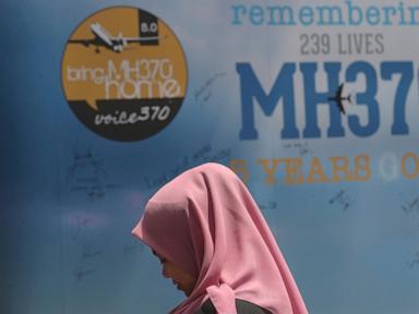 Renewed hunt for missing Flight MH370 comes up empty as families press for answers