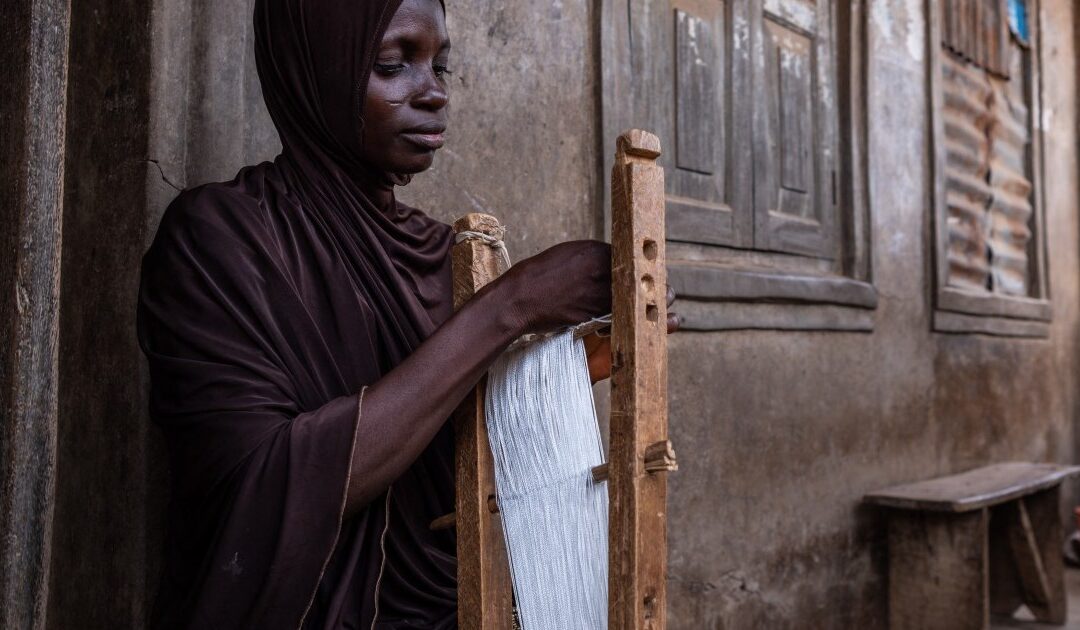 Nigerian artisans preserve handwoven fabric amid rising global demand
