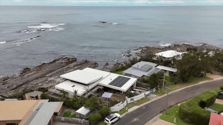 How to make coastal homes salt, moisture and windproof