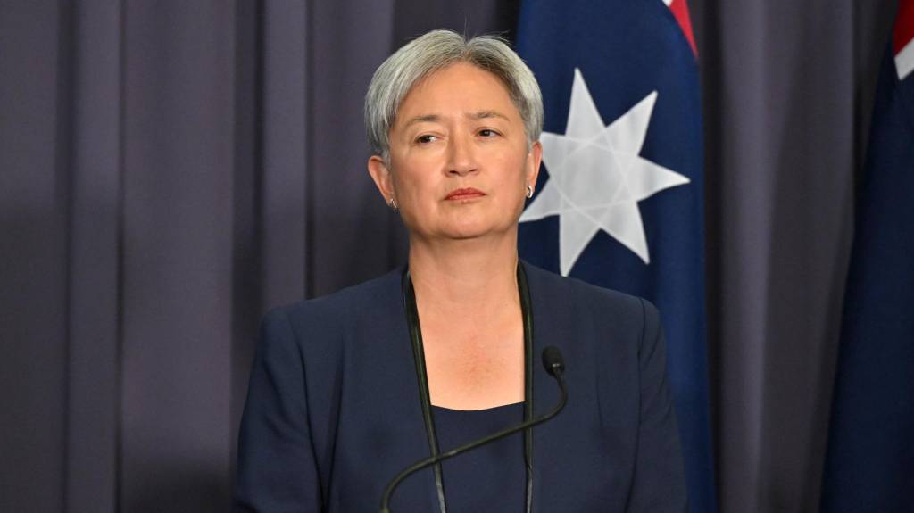 Wong condemns peacekeeper deaths in Lebanon following Israeli attacks