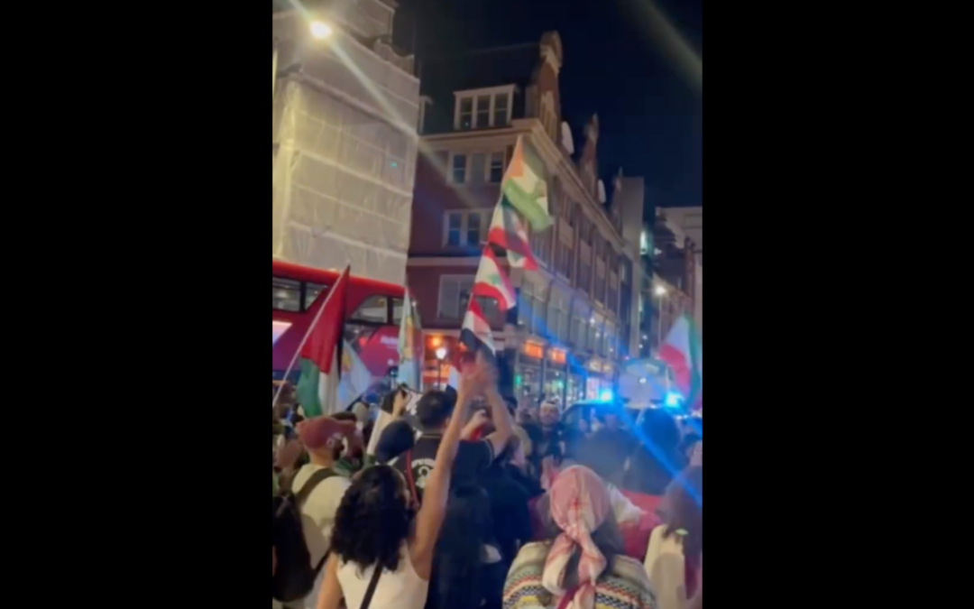 Protesters outside Israeli embassy in London condemn assault on Lebanon