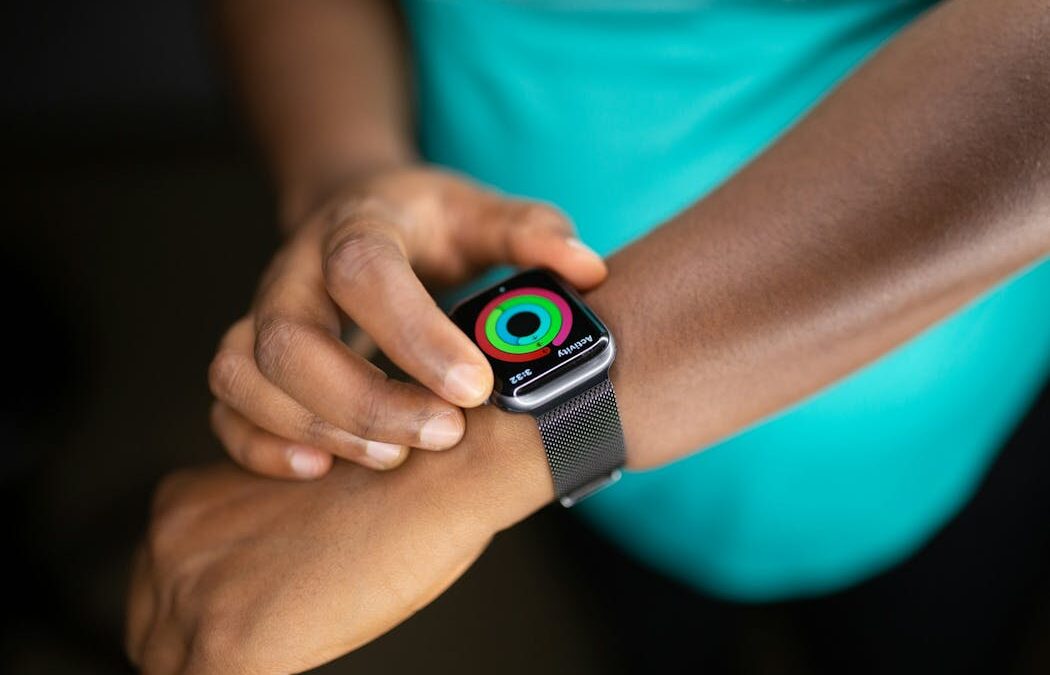 6 ways your smartwatch is lying to you, according to science
