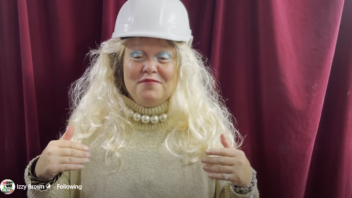 “I Just Can’t Believe It, Darling”: Gina Minehard on Being Raided by VicPol Terrorism Officers