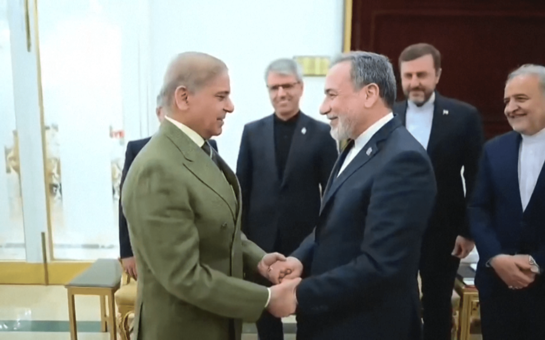 Iran FM Abbas Araghchi and Pakistan PM Shehbaz Sharif meet in Pakistan