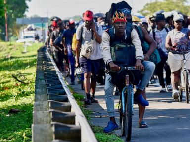 Migrant caravan leaves southern Mexican city but many are no longer aiming for the US border